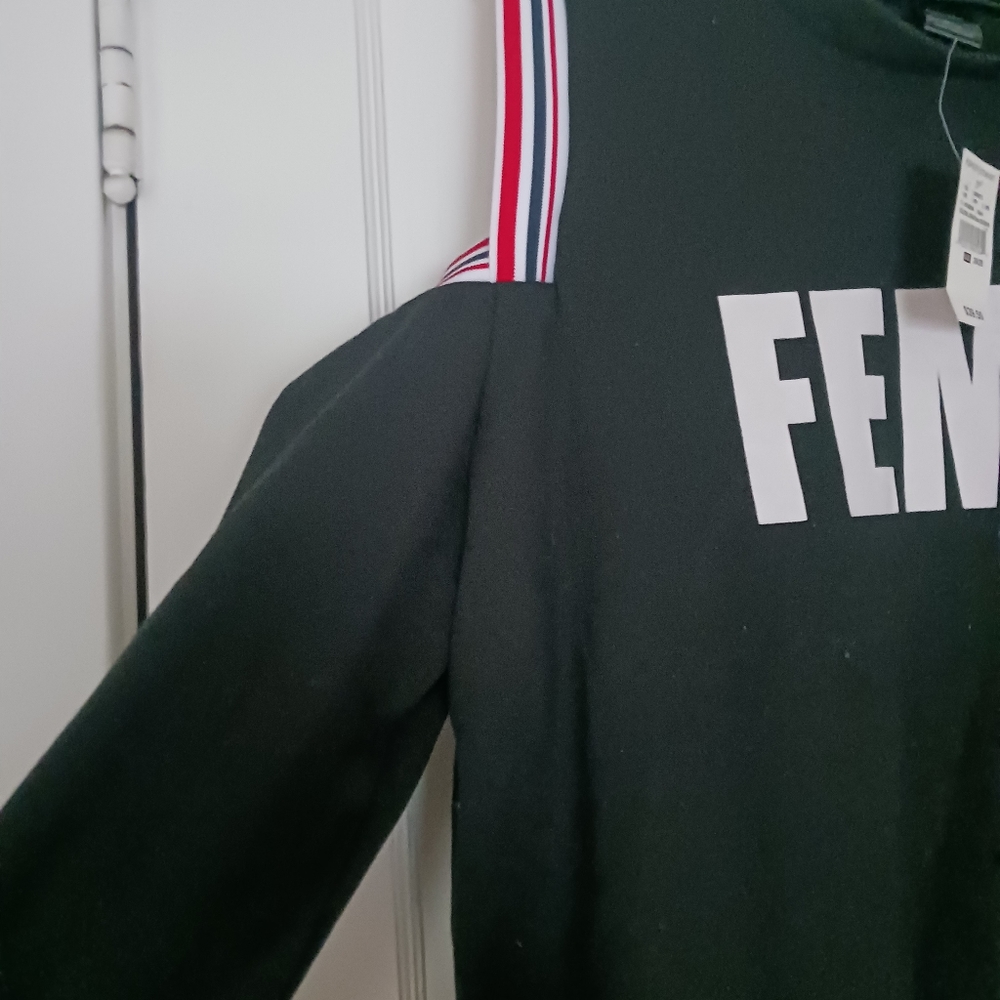 Femne Ashley Sport Cold Sholder long sleeve black top size 18/20